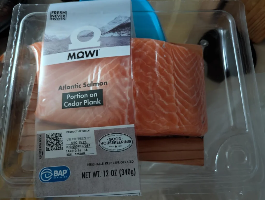 MOWI Atlantic Salmon 12oz, 2 Portions, Fresh Never Frozen